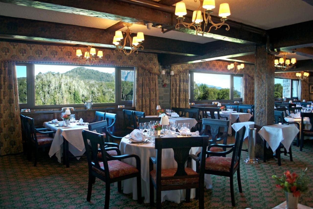Llao Llao Resort, Golf-Spa San Carlos de Bariloche Eksteriør bilde The dining room at the Mountain View Grand