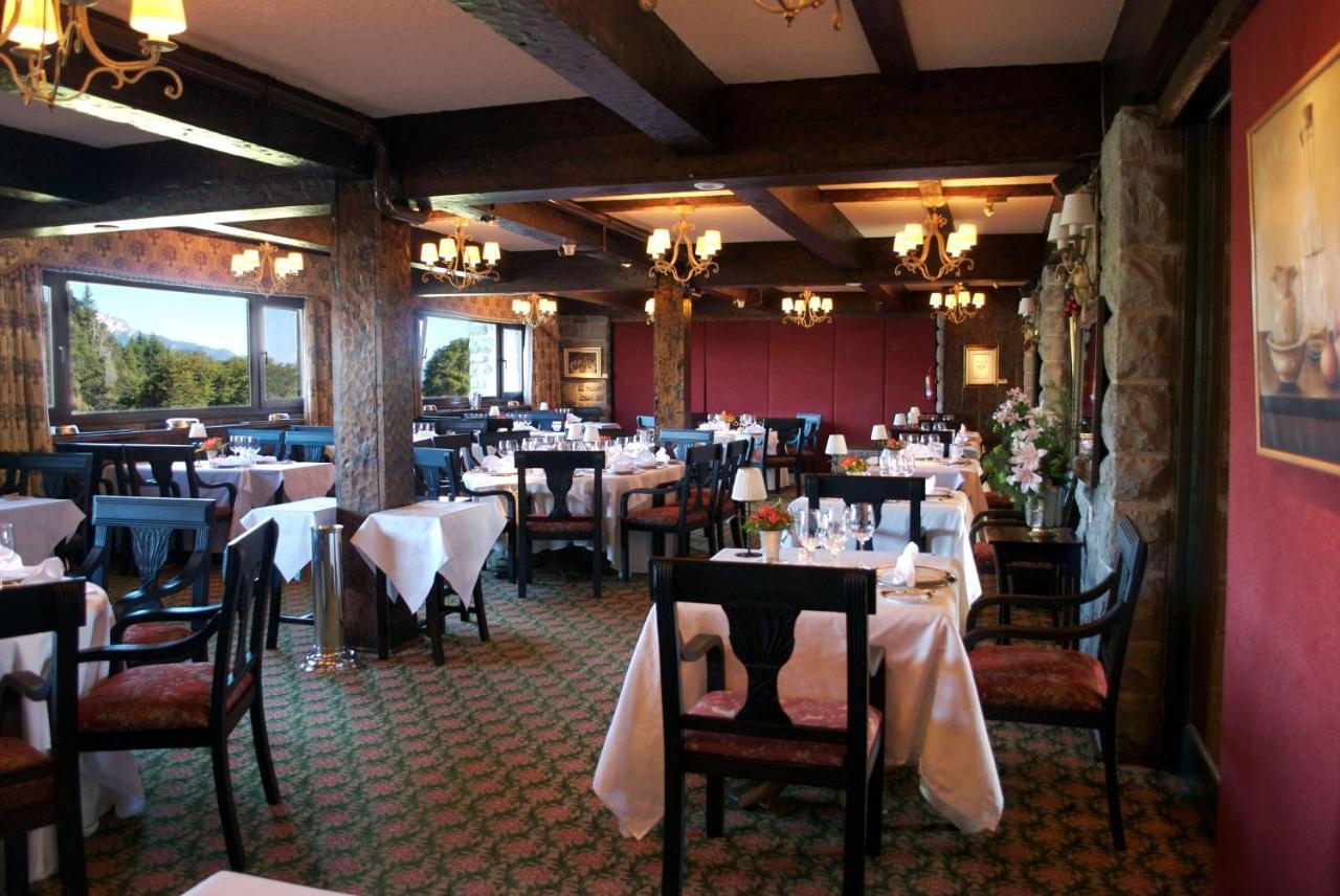 Llao Llao Resort, Golf-Spa San Carlos de Bariloche Eksteriør bilde The dining room at the Inn at the Opera House