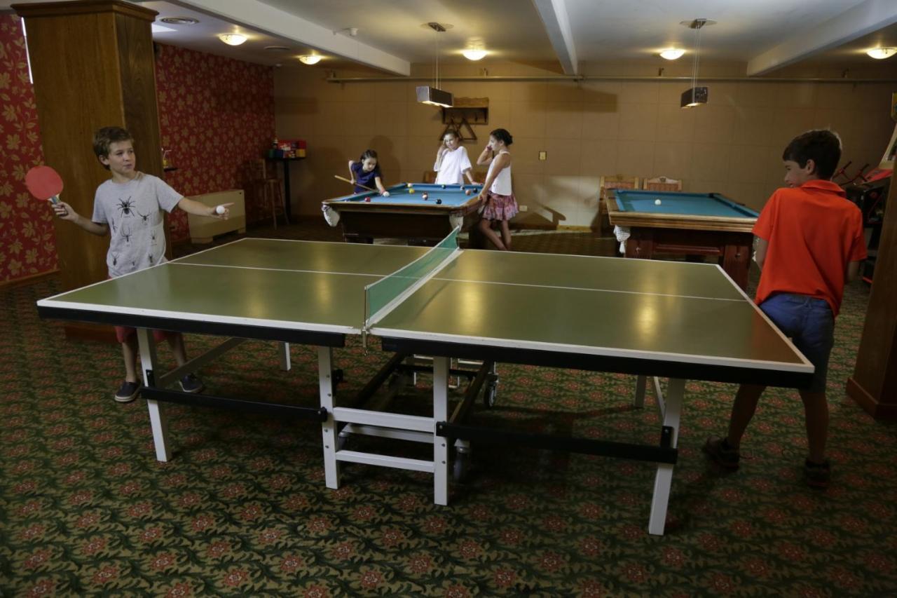 Llao Llao Resort, Golf-Spa San Carlos de Bariloche Eksteriør bilde Table tennis